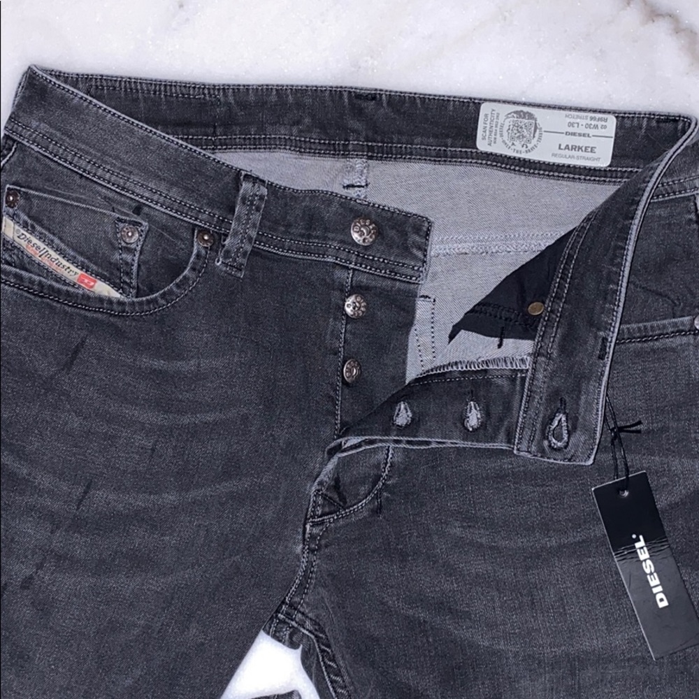 🔥Diesel Larkee Regular Straight Fit Jeans - Picture 3 of 5